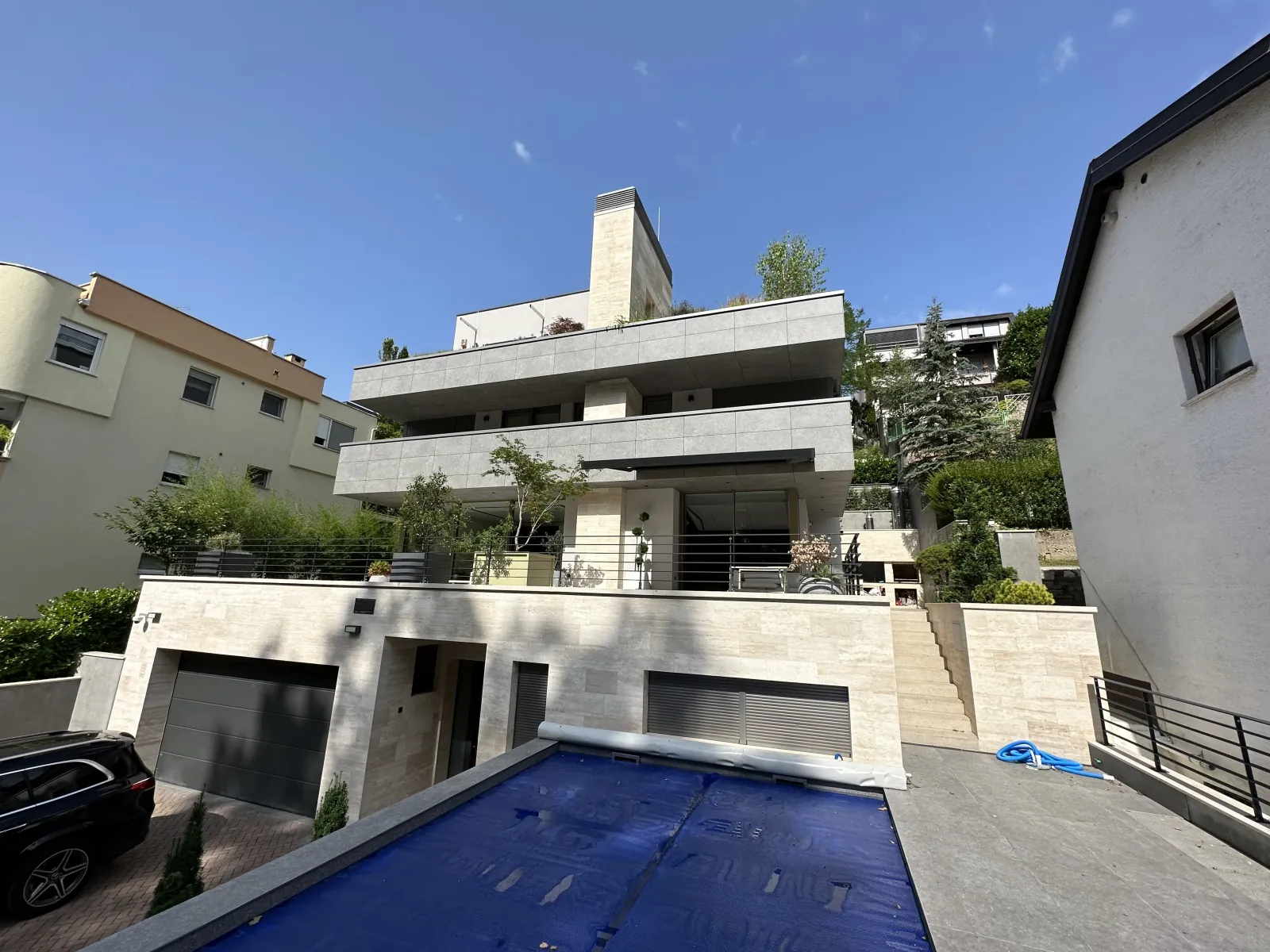 Construction supervision for Villa Kosirnikova