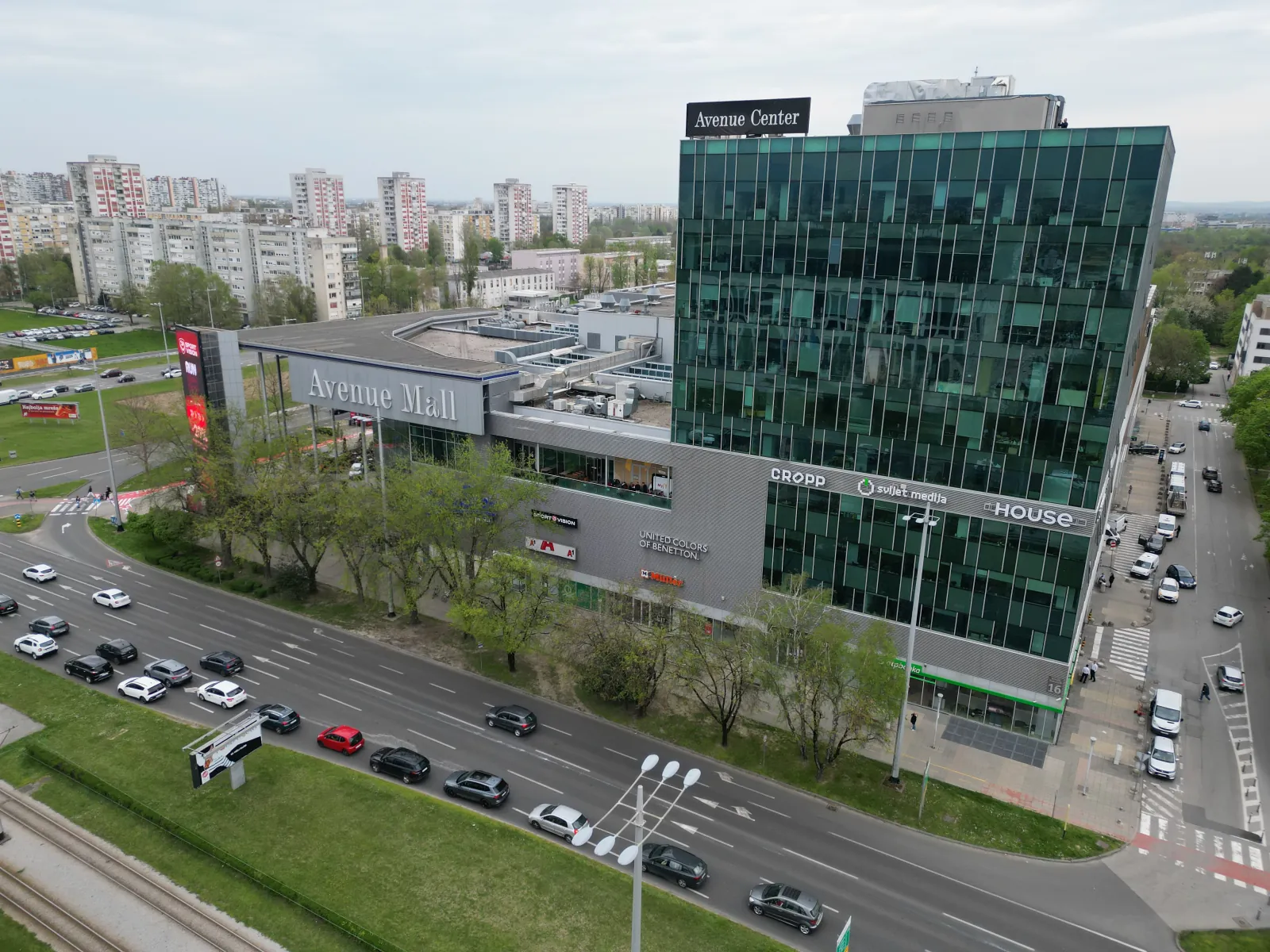 DGNB consulting for Avenue Mall