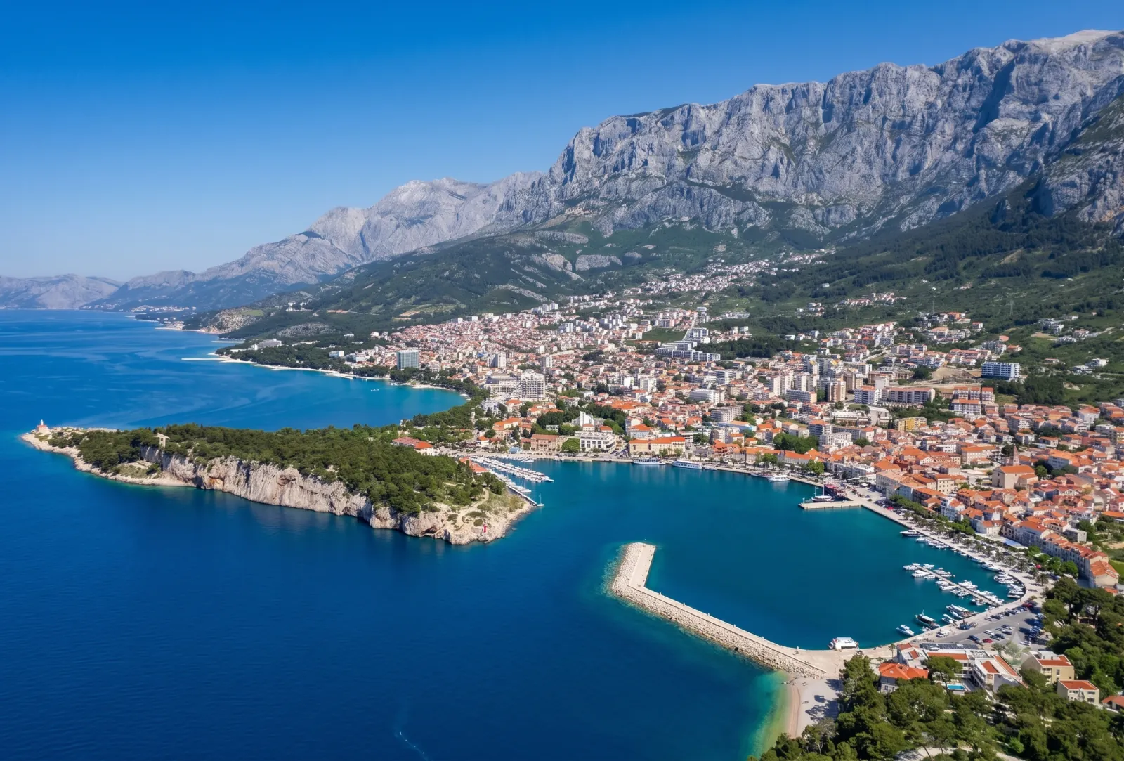 A highest and best use study for a construction site in Makarska