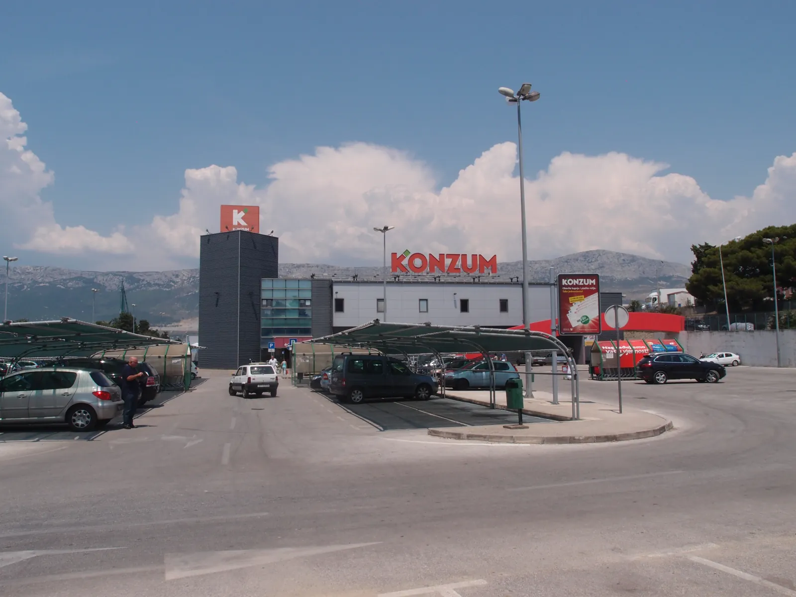 Technical due diligence for a supermarket porfolio across Croatia