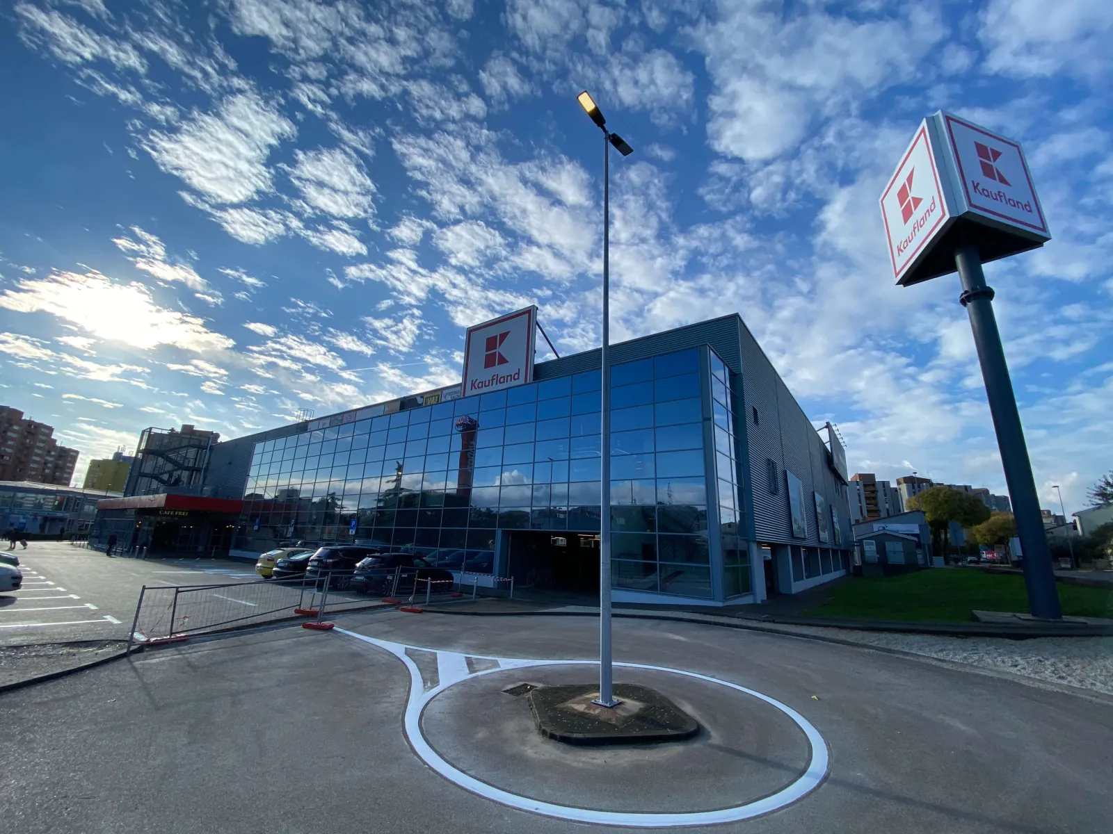 Construction supervision for Kaufland Pula supermarket refurbishment