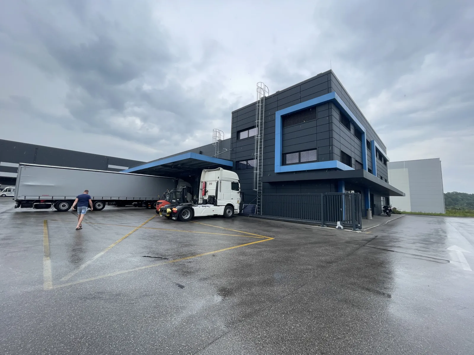 Phase 1 EDD for a truck maintenance facility near Kranj 